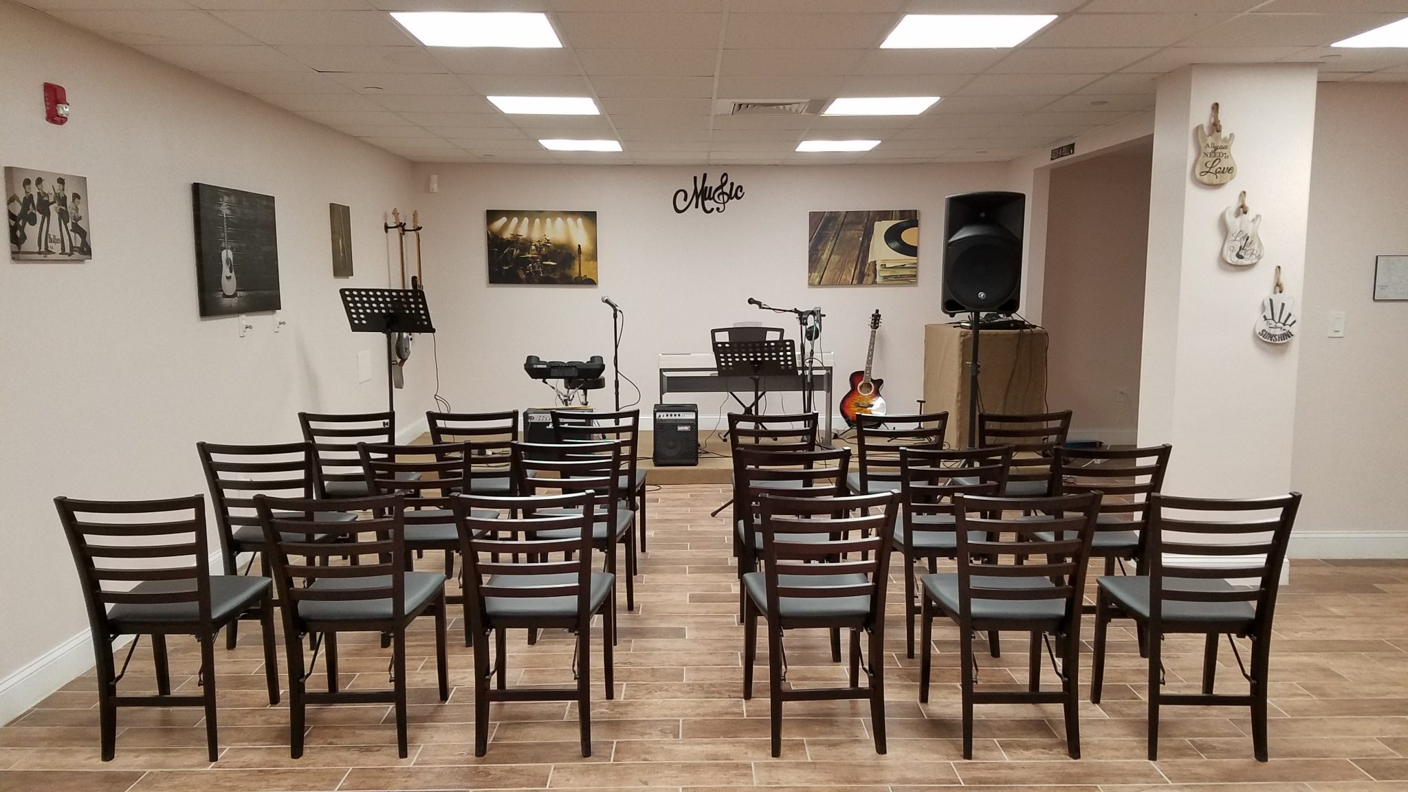 20181103_194144 drug and alcohol rehab florida music room